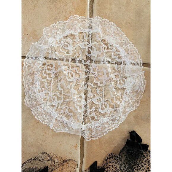 Vintage Hair Nets - Picture 2 of 5
